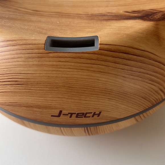 J-Tech Essential Oil Diffuser - Picture 2 of 8